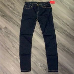 NWT Forever 21 medium-dark wash jeans